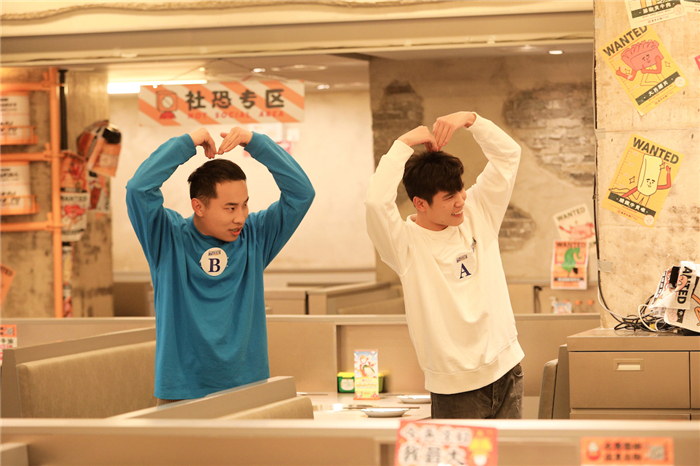 7综艺《何以“智”胜》剧照.jpg